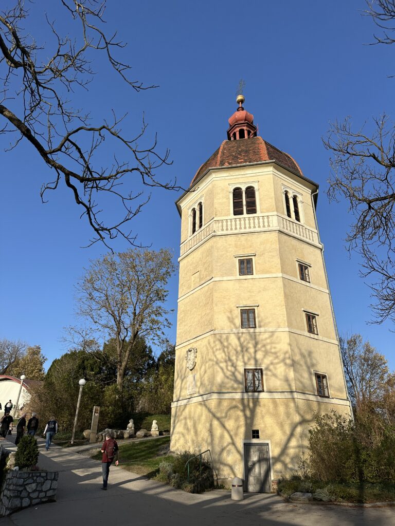 Der Glockenturm in Graz