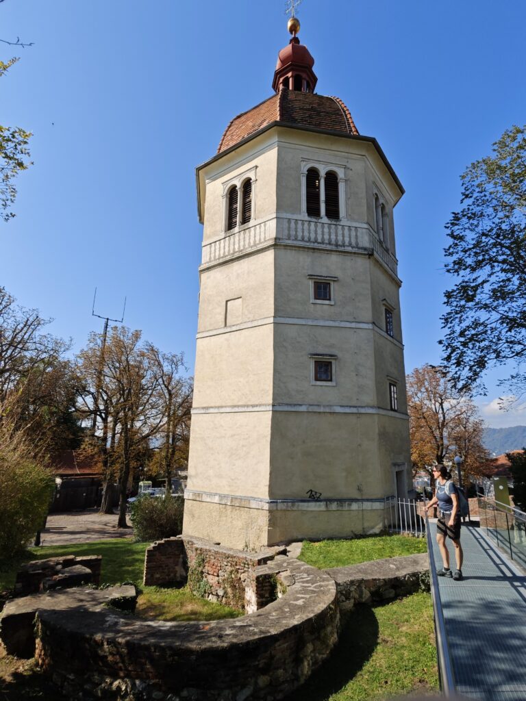 Glockenturm mit der Liesl