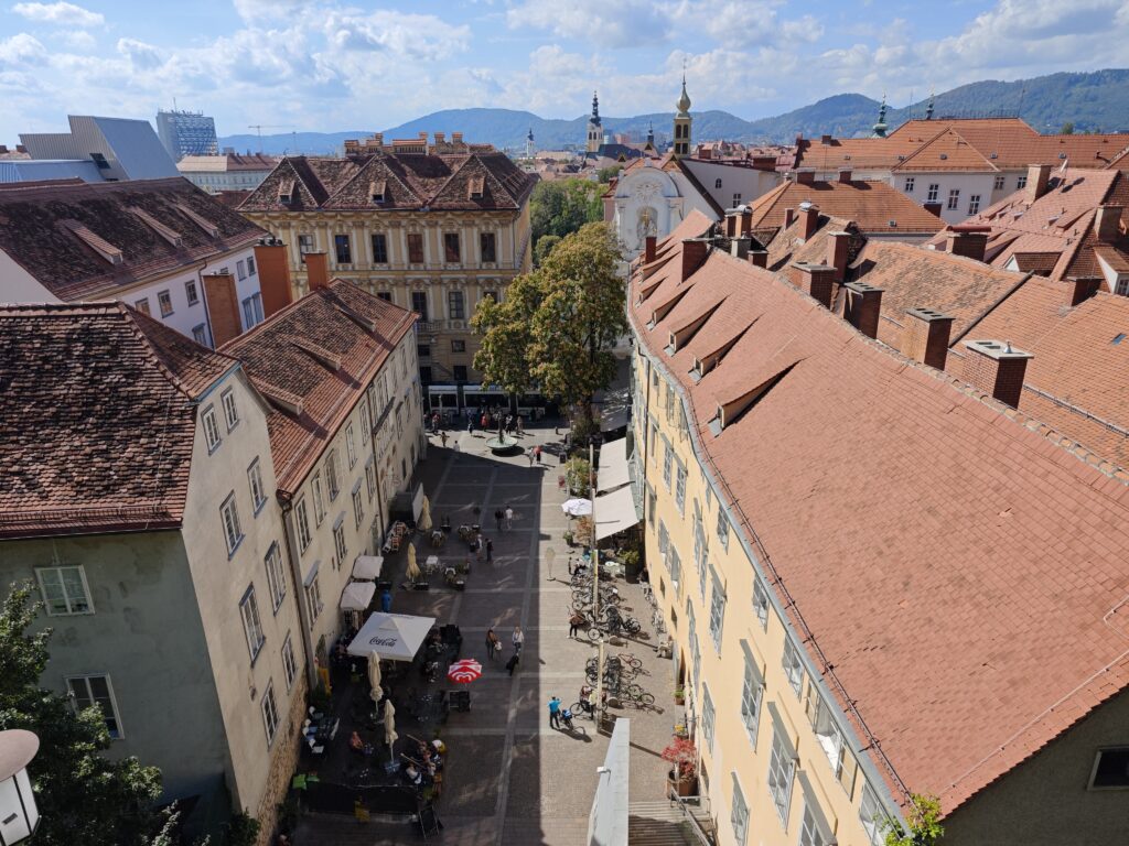 Der Schlossbergplatz in der Altstadt