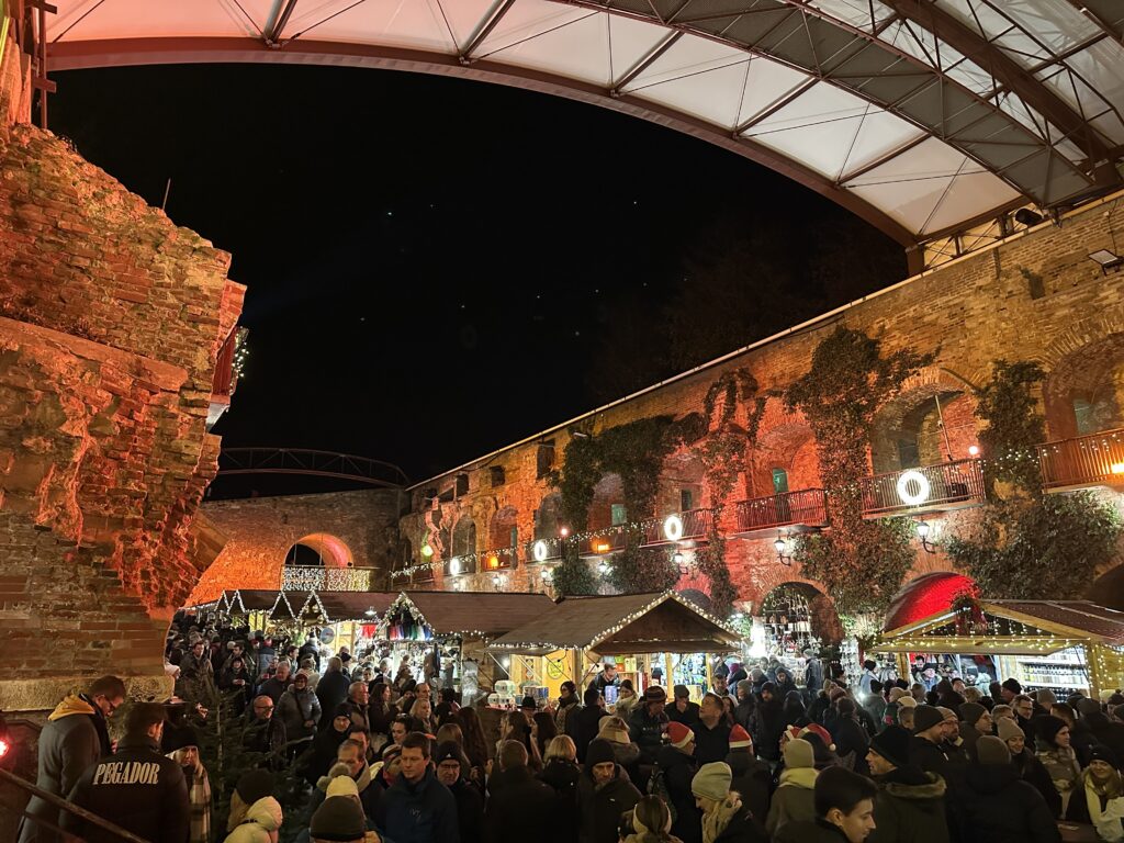 Weihnachtsmarkt Schlossbergkasematten